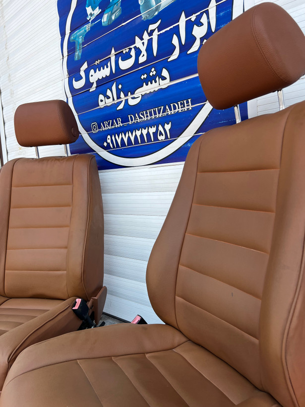 صندلی برقی پورشه کاین